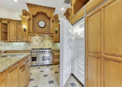 Sub Zero Kitchen Appliances - Real Estate Photographer Near You - Longwood