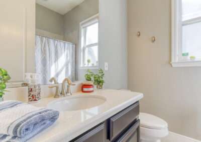 Half Bath - Listing Photography - Winter Garden