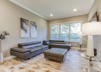 Living Room Photo - Winter Garden