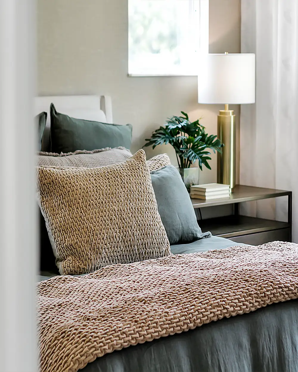 Wooden AirBnB Entry Door - Professional Property Photographer - Orlando